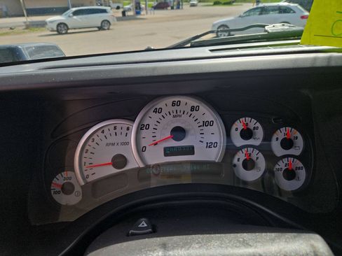 Used 2003 HUMMER H2 w/ Preferred Equipment Group AWD/4WD image 19