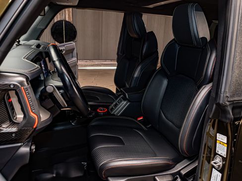 Used 2024 Ford Bronco Raptor w/ Interior Carbon Fiber Pack 6 AWD/4WD image 23