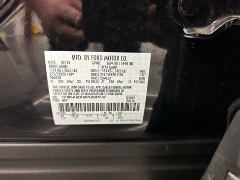 Used 2023 Ford Explorer XLT w/ Equipment Group 202A image 41