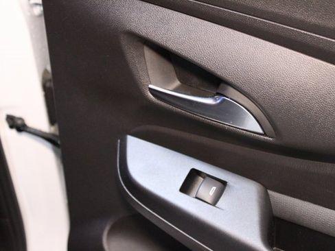 Certified 2025 Buick Envista Sport Touring w/ Experience Buick Package image 13