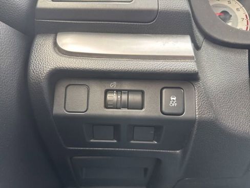 Used 2014 Subaru Impreza 2.0i Premium image 27