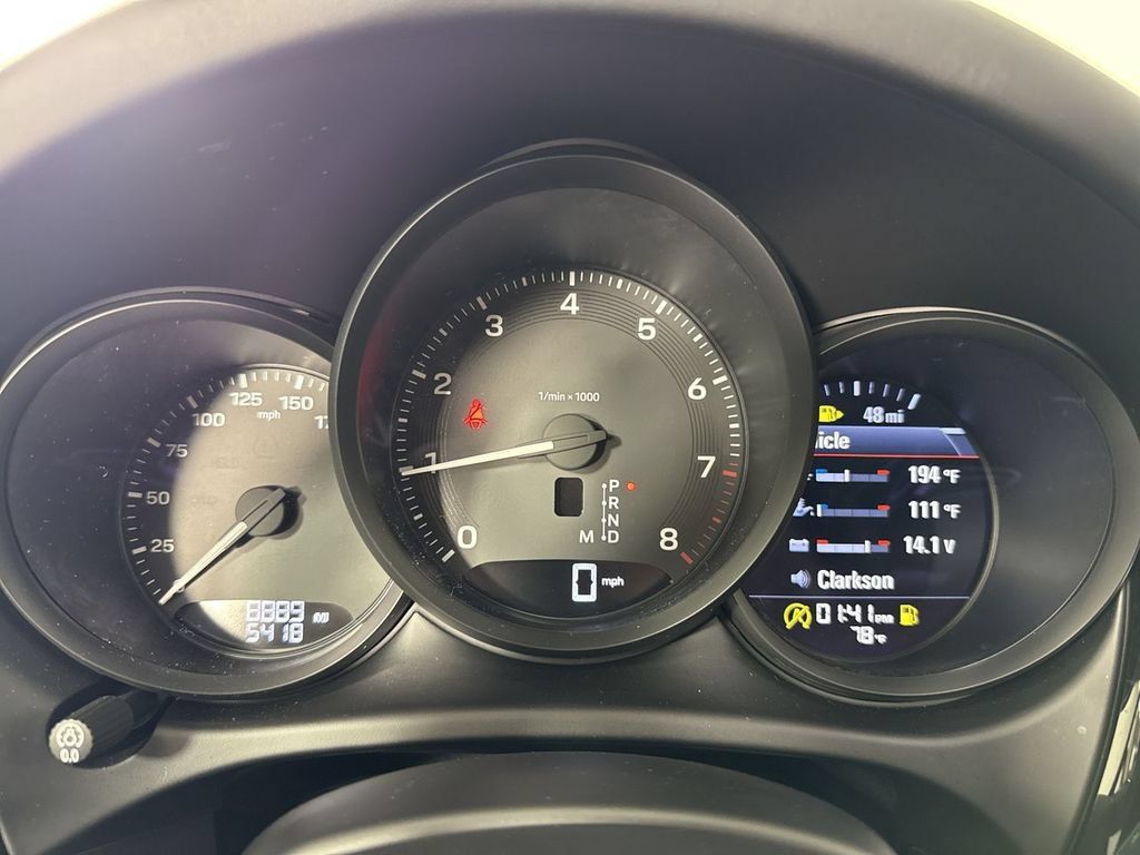 Certified 2026 Porsche Macan AWD/4WD image 38
