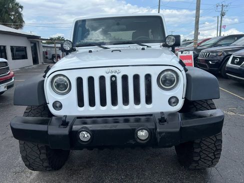 Used 2014 Jeep Wrangler Unlimited Sport w/ Connectivity Group AWD/4WD image 3