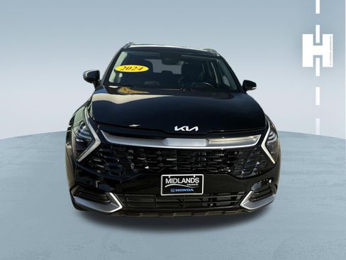 Used 2024 Kia Sportage EX image 2