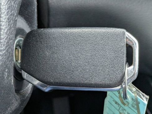 Used 2023 Kia Soul LX w/ Option Group 015 FWD image 31