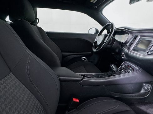 Used 2017 Dodge Challenger SXT w/ Blacktop Package image 42