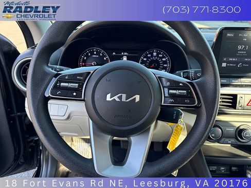 Used 2023 Kia Forte LXS FWD image 15