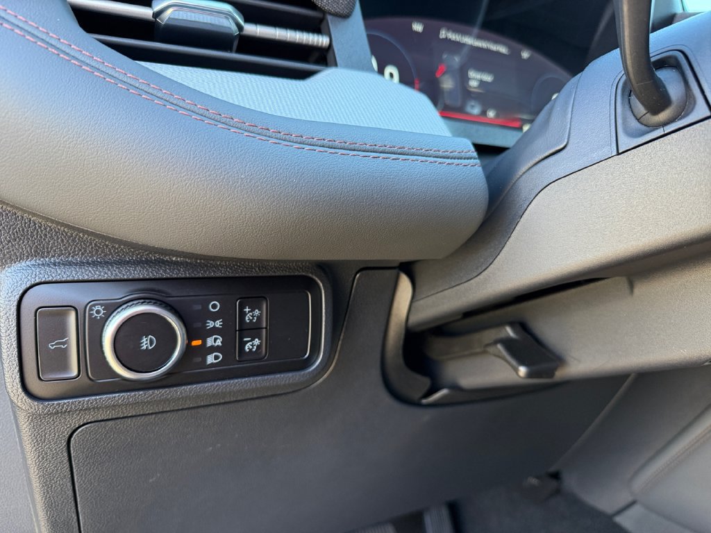 New 2027 Ford Explorer Active w/ Active Comfort Package RWD image 24