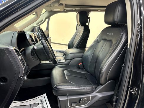 Used 2020 Ford Expedition Platinum image 22
