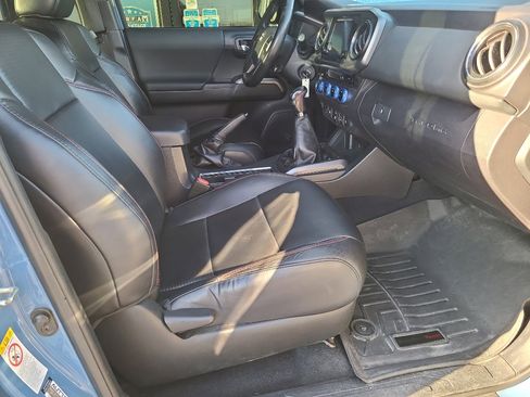 Used 2018 Toyota Tacoma TRD Pro image 10