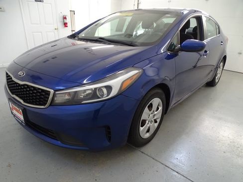 Used 2018 Kia Forte LX w/ LX Popular Package FWD image 14
