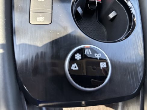 Used 2021 Nissan Rogue SL image 32