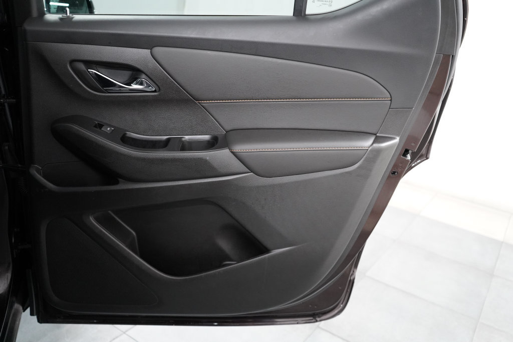 Used 2020 Chevrolet Traverse LT w/ LT Premium Package FWD image 33