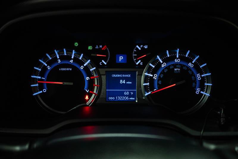 Used 2018 Toyota 4Runner Limited AWD/4WD image 17