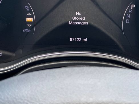 Used 2021 Jeep Grand Cherokee Limited AWD/4WD image 20