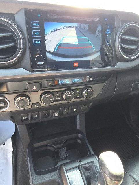 Used 2019 Toyota Tacoma TRD Sport AWD/4WD image 15