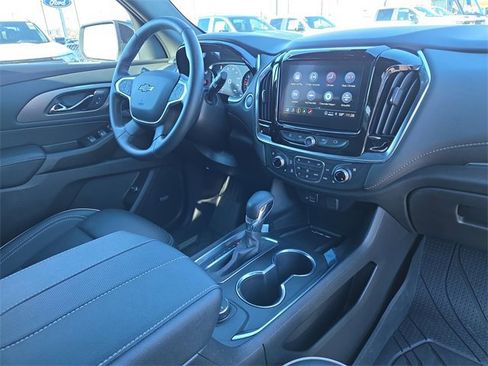 Used 2023 Chevrolet Traverse Premier w/ Redline Edition image 17