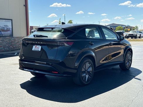 Used 2023 Nissan Ariya AWD image 16