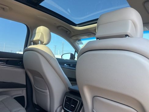 Used 2020 Lincoln Nautilus Reserve w/ Equipment Group 201A image 15