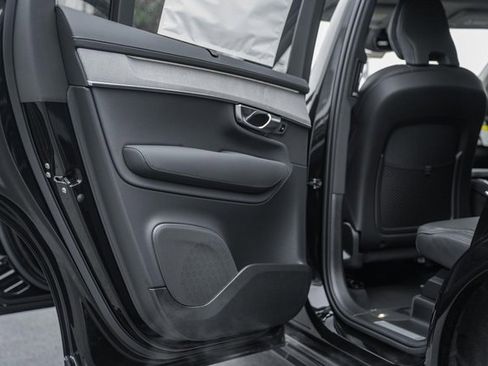 New 2026 Volvo XC90 T8 Ultra image 37