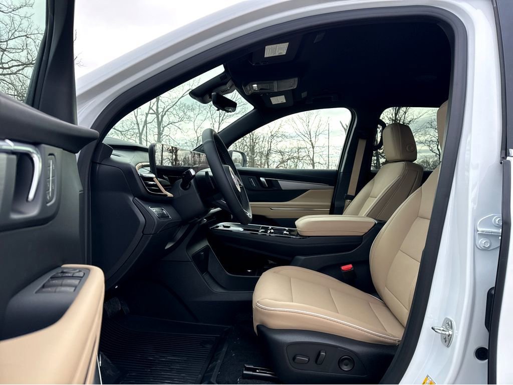 New 2026 Buick Enclave Preferred w/ Power Package FWD image 9