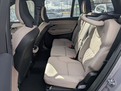 New 2026 Volvo XC90 B6 Plus w/ Protection Package Premier image 16