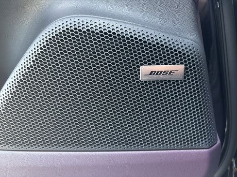 Used 2025 Porsche Macan Electric image 17