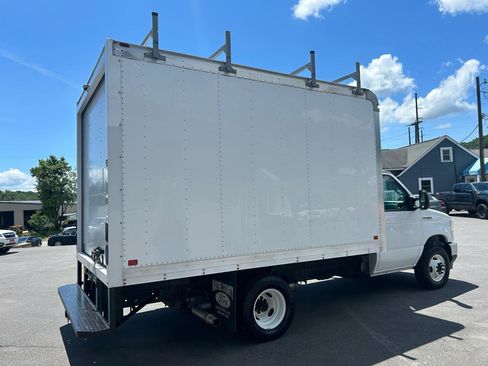 Used 2023 Ford E-350 and Econoline 350 Super Duty w/ Power Windows & Locks Group RWD image 5