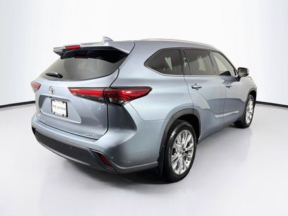 Certified 2023 Toyota Highlander Limited