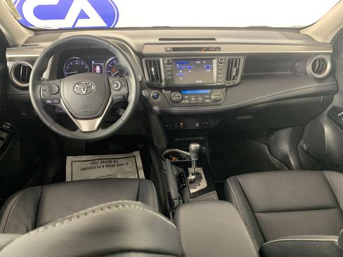 Used 2017 Toyota RAV4 Limited AWD/4WD image 33