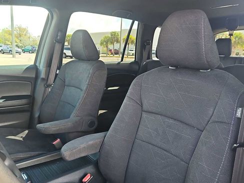 Certified 2022 Honda Pilot Sport image 13