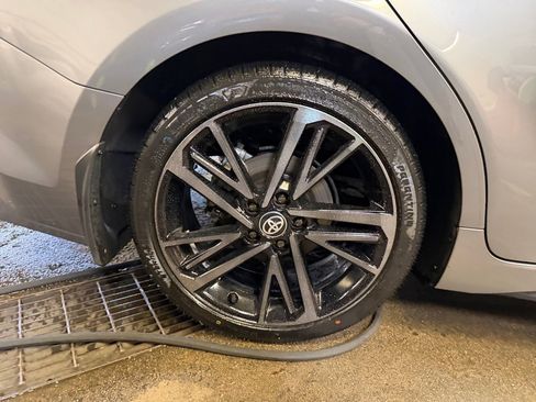 Used 2025 Toyota Camry XSE image 27