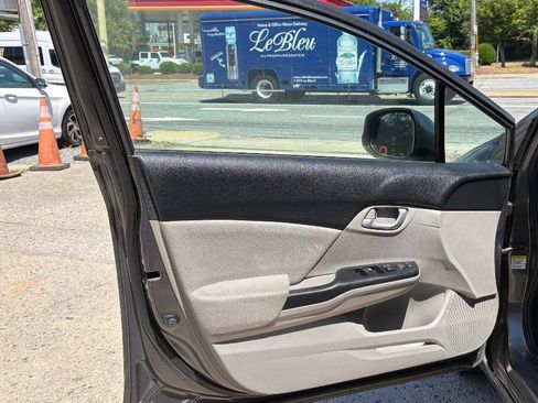 Used 2013 Honda Civic LX image 8