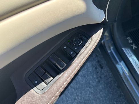 Used 2025 Lexus RX 350 350h w/ Convenience Package image 16