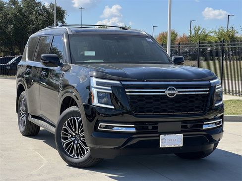 New 2026 Nissan Armada Platinum image 2