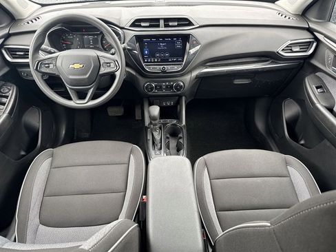 Used 2023 Chevrolet TrailBlazer LT w/ Convenience Package FWD image 23