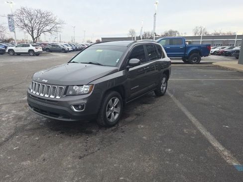 Used 2016 Jeep Compass High Altitude image 10