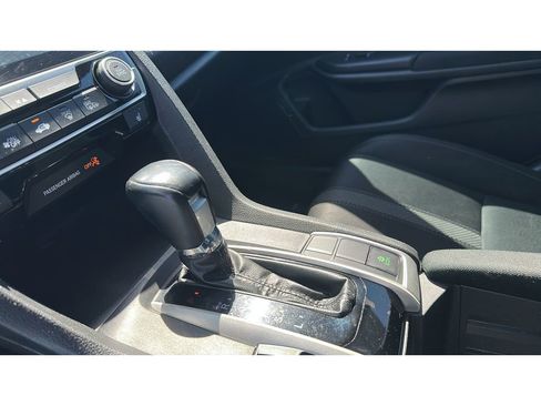 Used 2020 Honda Civic EX image 17