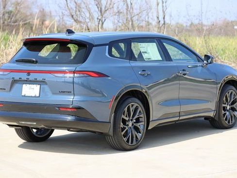 New 2026 Toyota Crown Signia image 8