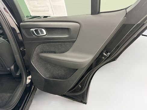 Used 2023 Volvo C40 P8 Recharge Ultimate w/ Protection Package Premier AWD/4WD image 33