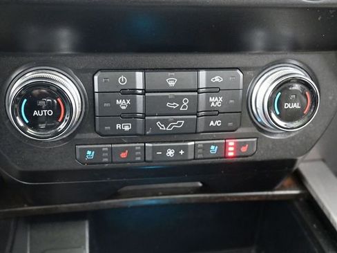 Used 2020 Ford F150 Limited w/ Trailer Tow Package image 23