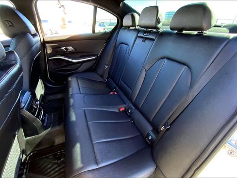 Used 2021 BMW 330i Sedan w/ Driving Assistance Package image 19