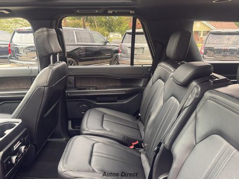 Used 2020 Ford Expedition Limited w/ Equipment Group 301A AWD/4WD image 34