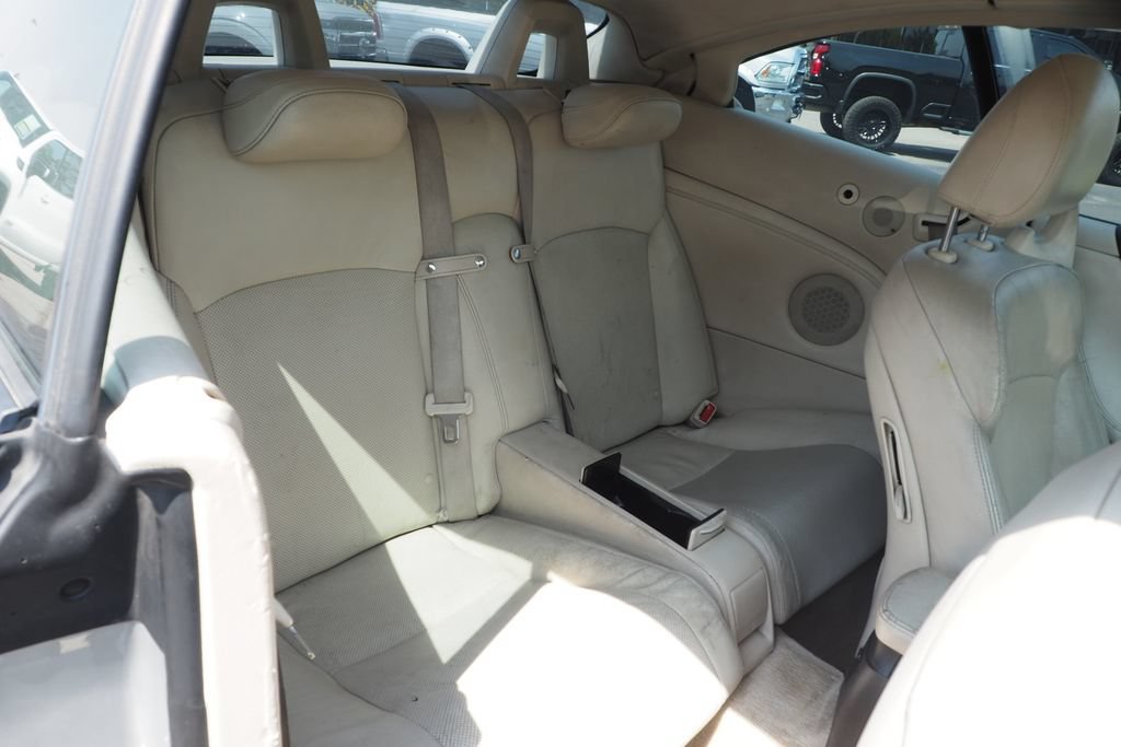 Used 2010 Lexus IS 250C w/ Luxury Pkg RWD image 17