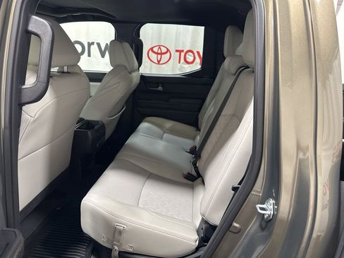 Used 2024 Toyota Tacoma Limited w/ Limited Package (LT) image 19