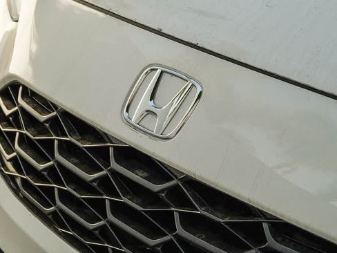 New 2027 Honda HR-V LX image 9