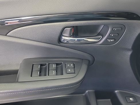 Certified 2018 Honda Ridgeline RTL-E image 35