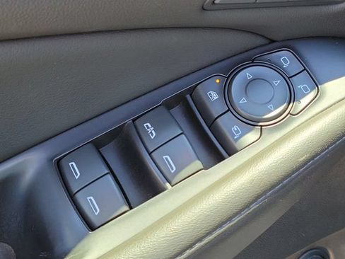Used 2021 Buick Enclave Avenir w/ Avenir Technology Package AWD/4WD image 21