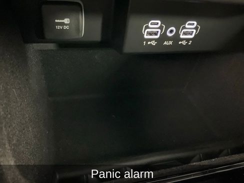 Used 2023 Jeep Wagoneer 4WD w/ Premium Group I image 27