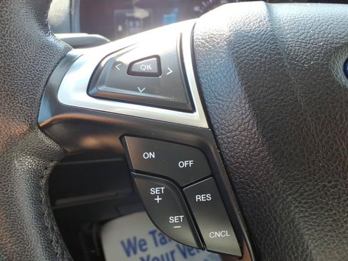 Certified 2022 Ford Edge SEL w/ Convenience Package AWD/4WD image 13